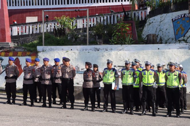 
					Dihadapan Seluruh Personel, Kapolres Fakfak Sampaikan Atensi Kapolda Papua Barat
