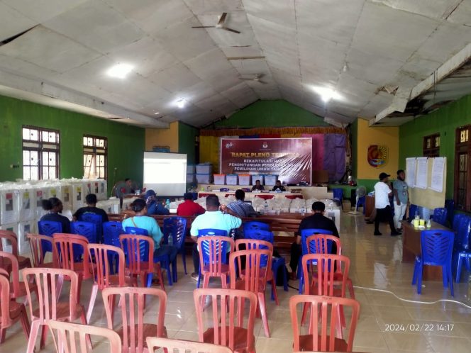 
					Pleno Rekapitulasi Hasil Penghitungan Suara di Distrik Pariwari Sedang Berlangsung, Jumhur: Hingga Saat Ini Berjalan Dengan Lancar