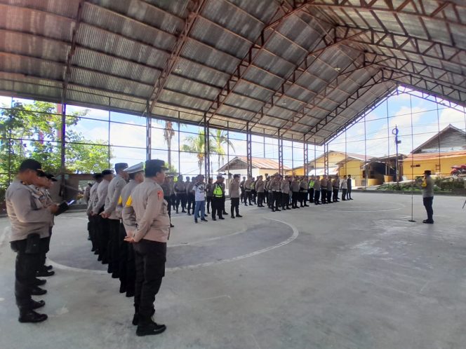
					Ratusan Personil Polres Fakfak Diterjunkan Amankan Kampanye Terbuka Prabowo-Gibran