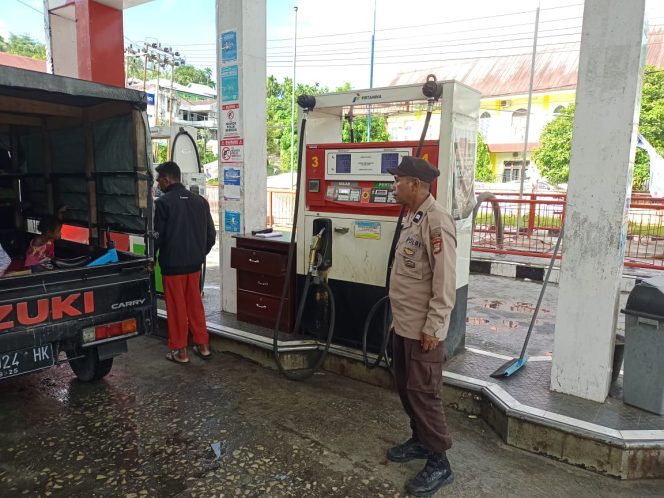 
					Polisi Tingkatkan Patroli Dialogis Cegah Praktik Curang di SPBU Fakfak