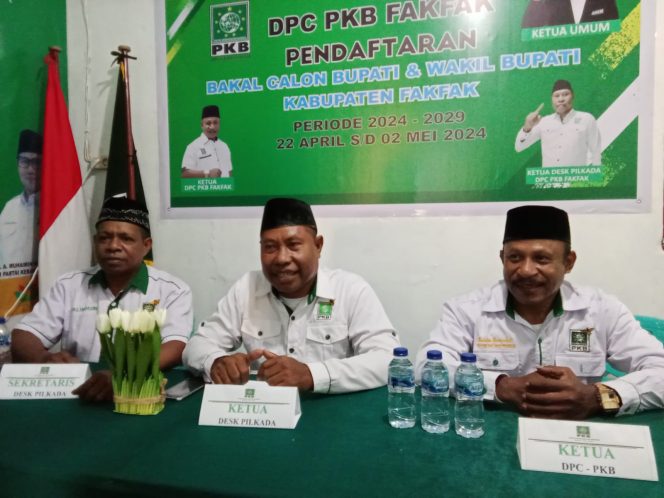 
					Dewan Pimpinan Cabang (DPC) Partai Kebangkitan Bangsa (DPC PKB) Fakfak resmi Membuka pendaftaran Bakal Calon Kepala Daerah, Bupati dan Wakil Bupati Kabupaten Fakfak periode 2024-2029, (Foto: EM/RBW).