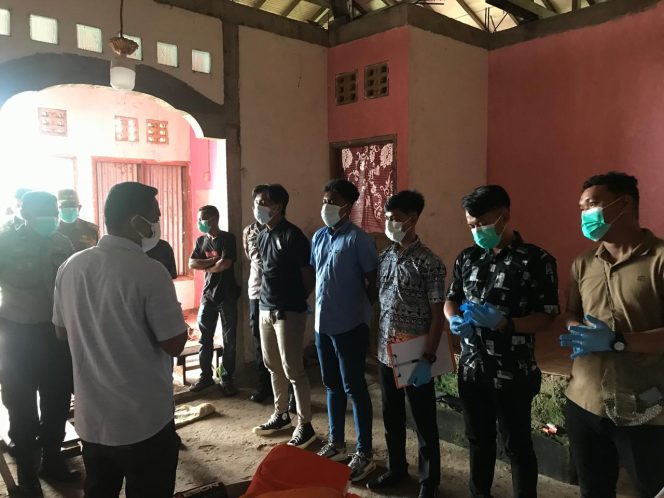 
					Gerak Cepat Polisi Amankan TKP Penemuan Mayat di Kelurahan Wagom Fakfak