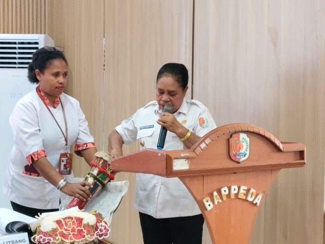 Wakil Bupati Fakfak Buka Forum OPD Tingkat Kabupaten Tahun 2024, (Foto: EM/Rikki).