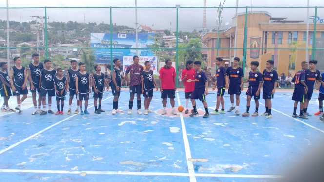 
					32 Tim Telah Bersaing di Turnamen Futsal Usia Dini RMF Cup 2024, Hari Ini Memasuki Babak Semi Final, (Foto: EM/AZT).