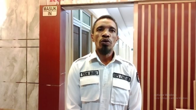 
					Josan Massa, Devisi Teknis Penyelenggara Pemilu KPU Kabupaten Fakfak, (Foto: EM/RBW). 