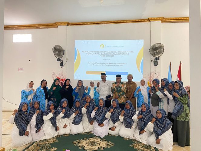 Nahkodai PD Wanita Islam Al-Khirat Fakfak, Siti Masita Kuman Sampaikan Dua Program Unggulan, (Foto: EM/AZT).