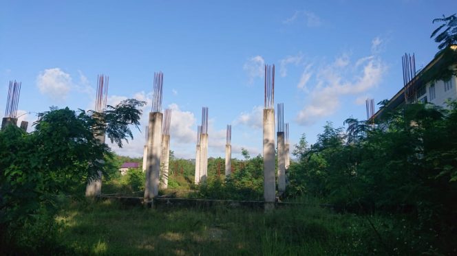 
					Proyek Mangkrak di Kampus Unpatti: Mahasiswa Desak Kejati Maluku Usut Dugaan Korupsi