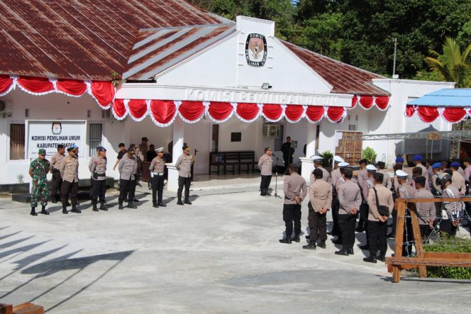 
					Kapolres Fakfak Pimpin Apel Pengecekan dan Simulasi Pengamanan Jelang Penetapan Paslon Pilkada 2024