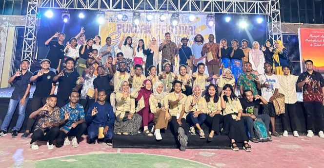 
					KomposTifa Gelar Festival Sastra di Fakfak Papua Barat, (Foto: EM/Risman Bauw).