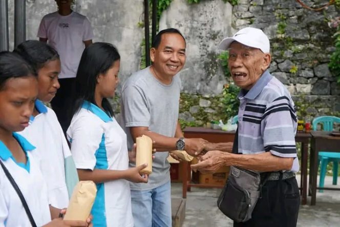 
					Sambut HUT Ke-60 Alumni & Siswa SMP Donbosco Melaksanakan Jalan Santai