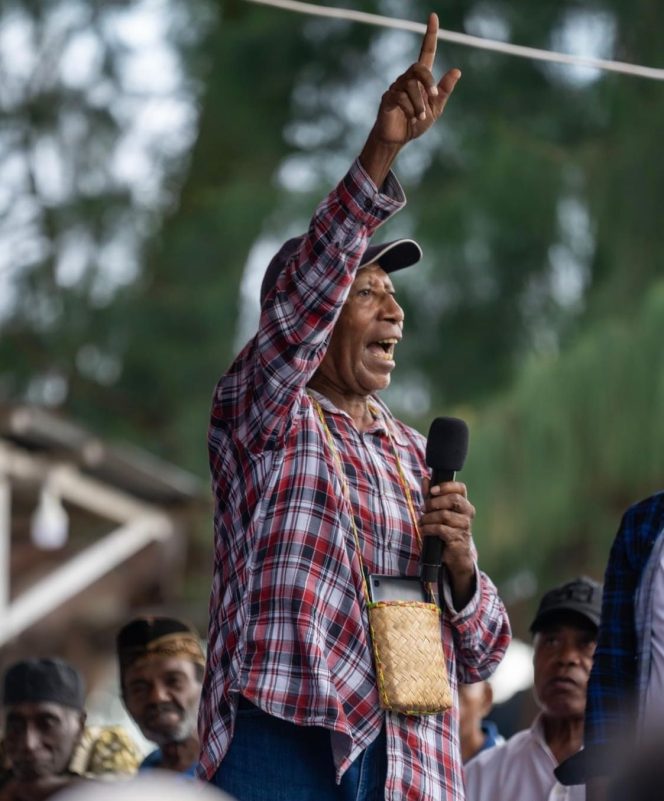 
					Yoel Rohrohmana selaku Tokoh Masyarakat di Fakfak Papua Barat, (Foto: EM/DPU).