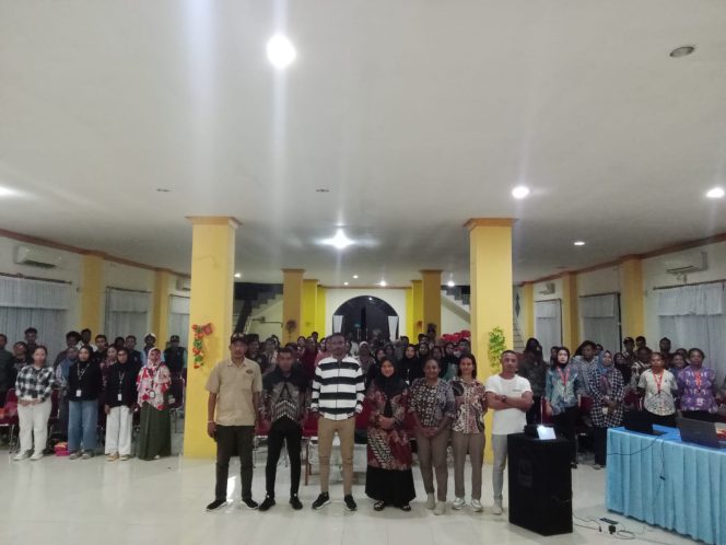 
					Panwaslu Distrik Pariwari Gelar Bimtek Terhadap 9 PKD dan 38 PTPS, (Foto: EM/Risman Bauw).