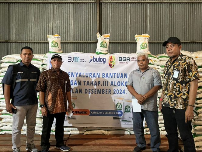 
					Bantuan Pangan di Fakfak Tahun 2024 Telah Disalurkan ke 12.587 KK, (Foto: EM/AZT).