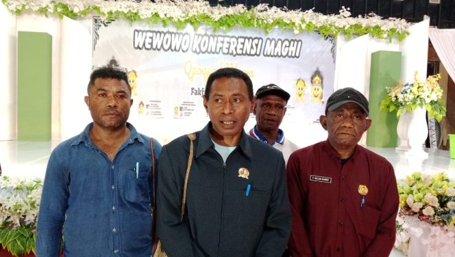 
					Ribuan Undangan Tersalurkan, Sukseskan Wewowo Konferensi Maghi Dewan Adat Mbaham-Matta, (Foto: EM/AZT).