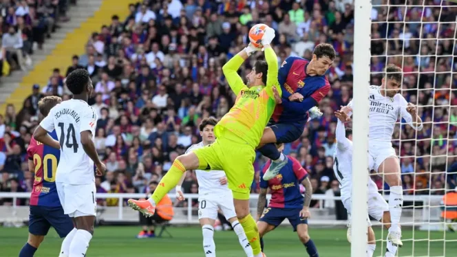 
					Barcelona Sukses Kandaskan Real Madrid 5-3 Pada Laga El Clasico, (Foto: EM/Bola.com).