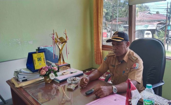 
					Musim Panen Telur Ikan Terbang, Kepala Distrik Pariwari Tegaskan Pentingnya Kebersihan, (Foto: EM/AZT).