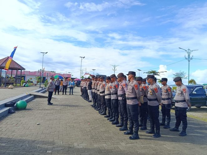 
					Semarak Tahun Baru Islam di Fakfak, Polres Kerahkan 120 Personel Amankan Pawai, (Foto: EM/Humas Polres Fakfak).