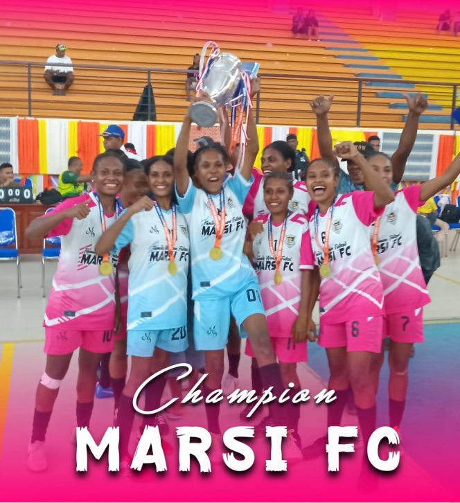 
					Tak Terbendung! Marsi FC Raih Piala Tetap WFL 2025 Usai Bungkam Thunder Wolf FC 8-2, (Foto: EM/Mulyadi Letsoin).