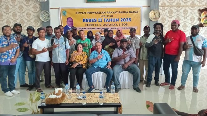 
					Ferry Auparay Gelar Reses di Kaimana: Aspirasi Nelayan Jadi Fokus Utama, (Foto:EM/Mulyadi Letsoin).