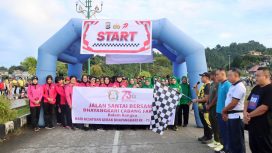 Penuh Semangat dan Kebersamaan, Kapolres Fakfak Gelorakan Olahraga di Hari Bhayangkara, (Foto: EM/Humas Polres Fakfak).