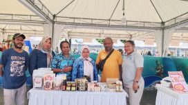 Pala Tomandin Fakfak Banjir Peminat di Torang Festival 2025 di Kota Sorong, (Foto: EM/AZT).
