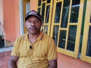 Kepala Kampung Kiat, Najamudin Baraweri, (Foto: EM/Ramli Rumbati).