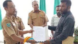Pemkab Fakfak Teken NPHD dengan Dewan Adat Mbaham Matta, Untuk Dukung Konferensi III, (Foto: EM/Alfan Rahakbauw).