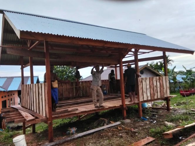 
					Menanam Nilai Agama Sejak Dini, Kampung Porum Fakfak Hadirkan TPQ, (Foto: EM/Ramli Rumbati).