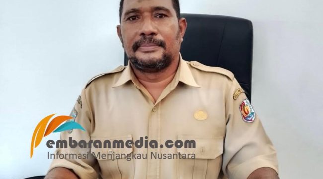 Kepsek SMAN 2 Fakfak Apresiasi Program Sekolah Gratis, Soroti Minimnya Regulasi Teknis, (Foto: EM/Ramli Rumbati).