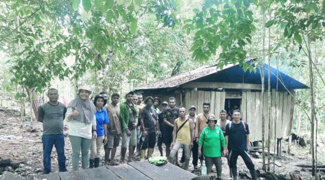 Gerak Cepat Dinas Perkebunan Fakfak Respon Kelompok Pemuda Tetar, Siapkan 1.400 Bibit Pala, (Foto: EM/AZT).