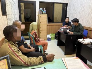 Video Kekerasan Balita Viral di Fakfak, Pelaku Remaja 17 Tahun Ditangani Polisi, (Foto: EM/AZT).