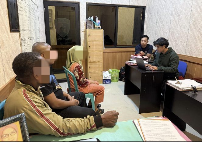 
					Video Kekerasan Balita Viral di Fakfak, Pelaku Remaja 17 Tahun Ditangani Polisi, (Foto: EM/AZT).