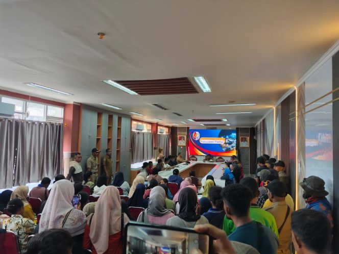 
					Honorer Fakfak Audiensi ke BKPSDM, Bahas Kejelasan Formasi PPPK Tahap II, (Foto: EM/AZT).
