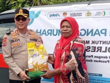Polres Tual Hadirkan Pangan Murah, Warga Antusias Serbu SKB Un, (Foto: EM/Adli Maswain).