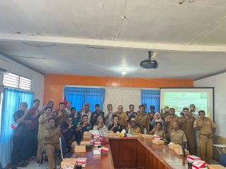 Perkuat Komoditas Unggulan, Wabup Donatus Nimbitkendik Pimpin Evaluasi Pala Tomandin Fakfak, (Foto: EM/AZT).