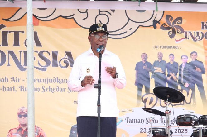 
					Wabup Fakfak Ajak Warga Wujudkan Cinta Tanah Air Nyata
