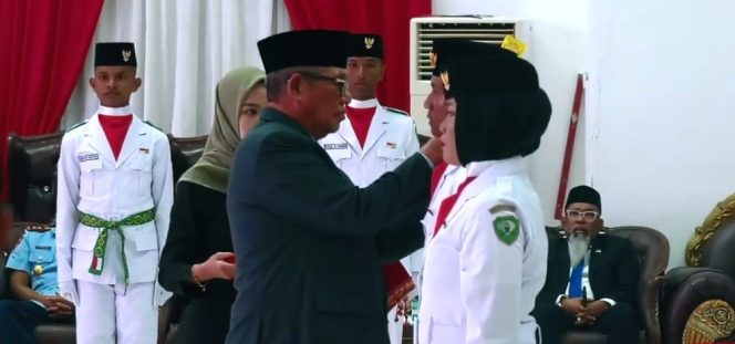 
					Bupati Maluku Tenggara Kukuhkan 40 Paskibraka, Siap Kibarkan Merah Putih di HUT RI ke-80