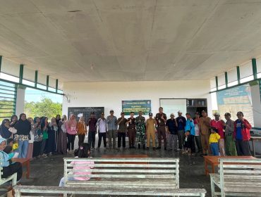 Satgas TMMD Ke-125 Gelar Penyuluhan Hukum dan Kamtibmas di Distrik Tomage, (Foto: EM/AZT).