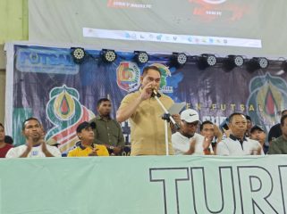 Penutupan Muharram Cup 1447 H: Bupati Fakfak Ajak Pemuda Jadi Generasi Tangguh dan Sportif, (Foto: EM/Ramli Rumbati).