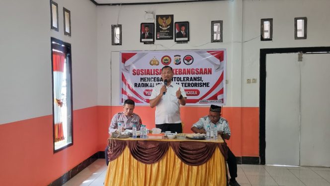 
					Satgas Densus 88 Papua Barat Serukan Waspada Radikalisme Lewat Sosialisasi di Fakfak