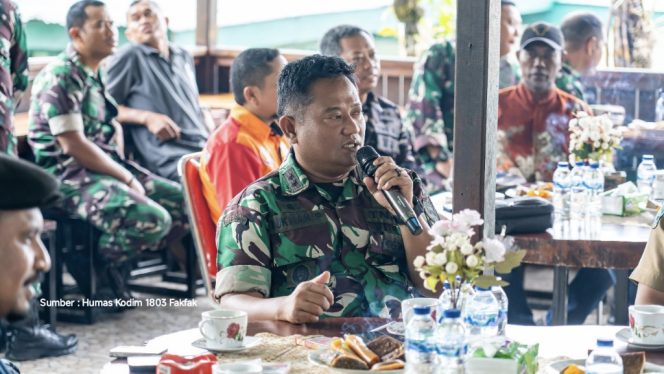 
					Dandim 1803/Fakfak Gelar Coffee Morning, Bahas Stabilitas Keamanan dan Sinergi Pembangunan