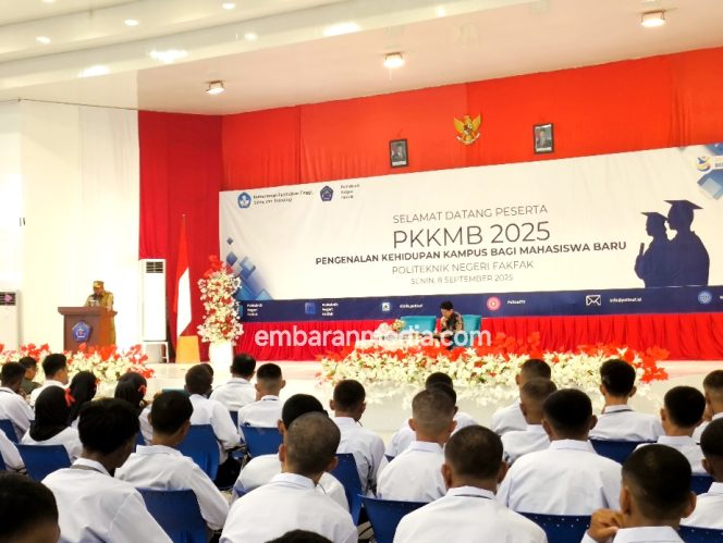 
					Buka PKKMB Polinef, Bupati Samaun Tegaskan Komitmen Beri Beasiswa Untuk Anak Asli Fakfak