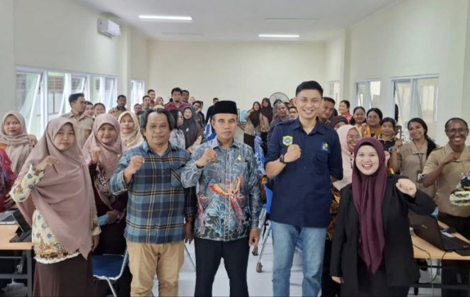 
					Mafindo Sorong Dorong Guru Kuasai AI, Ciptakan Pembelajaran Inovatif