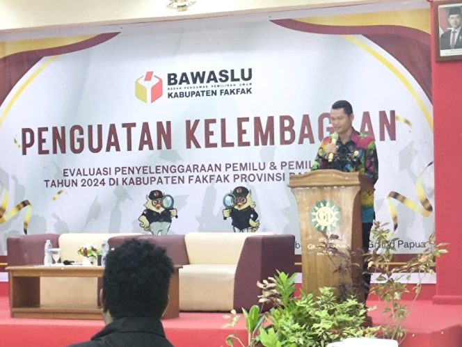 
					Bawaslu Fakfak Gelar Penguatan Kelembagaan dan Evaluasi Penyelenggaraan Pemilu dan Pilkada 2024