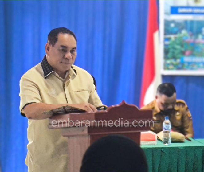 
					Bupati Samaun Dahlan Janjikan Perhatian Khusus untuk Mahasiswa STIA Asy-Syafi’iyah Fakfak
