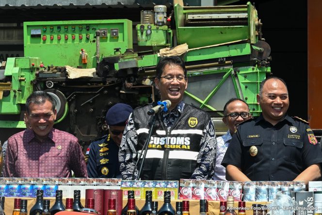 
					Menkeu Tegaskan Perkuat Pengawasan Bea Cukai, Amankan Rp6,8 Triliun dari Perdagangan Ilegal