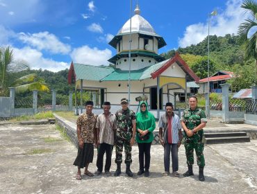 Letkol Inf Wahlin Rahman Kunjungi Koramil Kokas: Jaga Disiplin, Dekat dengan Rakyat, (Foto: EM/AZT).