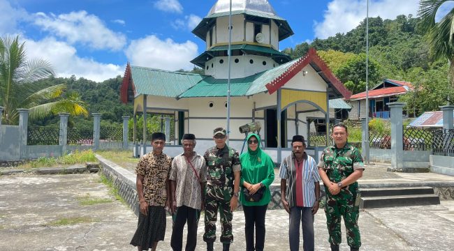 Letkol Inf Wahlin Rahman Kunjungi Koramil Kokas: Jaga Disiplin, Dekat dengan Rakyat, (Foto: EM/AZT).