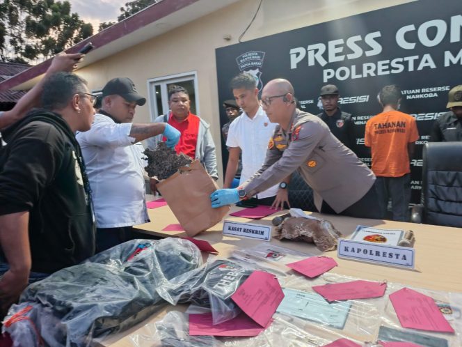 
					Terungkap! Pembunuhan Sadis Istri Pegawai Pajak Manokwari, Pelaku Ternyata Terlilit Judi Online