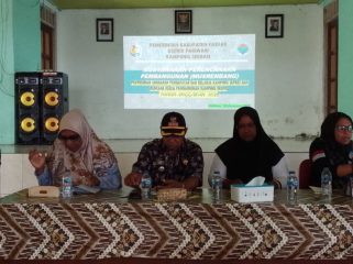 Musrenbang Kampung Sekban tetap digelar meski di tengah efisiensi anggaran. Kepala Distrik Pariwari menegaskan pembahasan fokus pada kebutuhan riil masyarakat kampung, (Foto: EM/Zulkifli Rohrohmana).